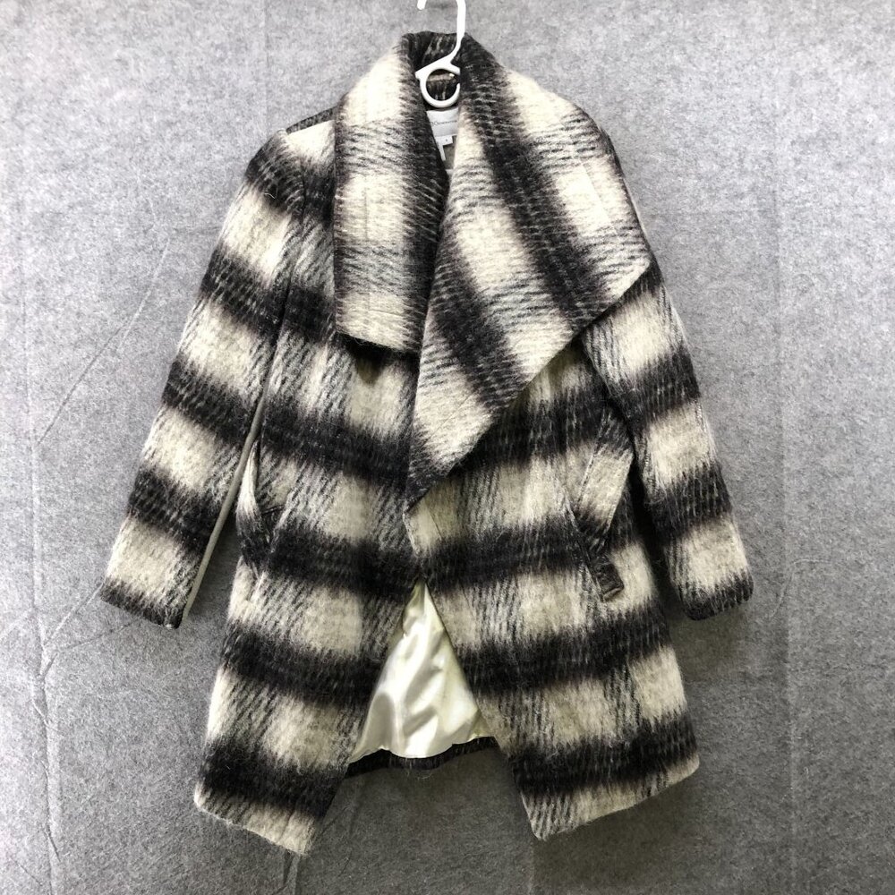 BCBGeneration Plaid Wool Blend Wrap Coat Womens Small S Black Ivory Fuzzy Long - Picture 4 of 13